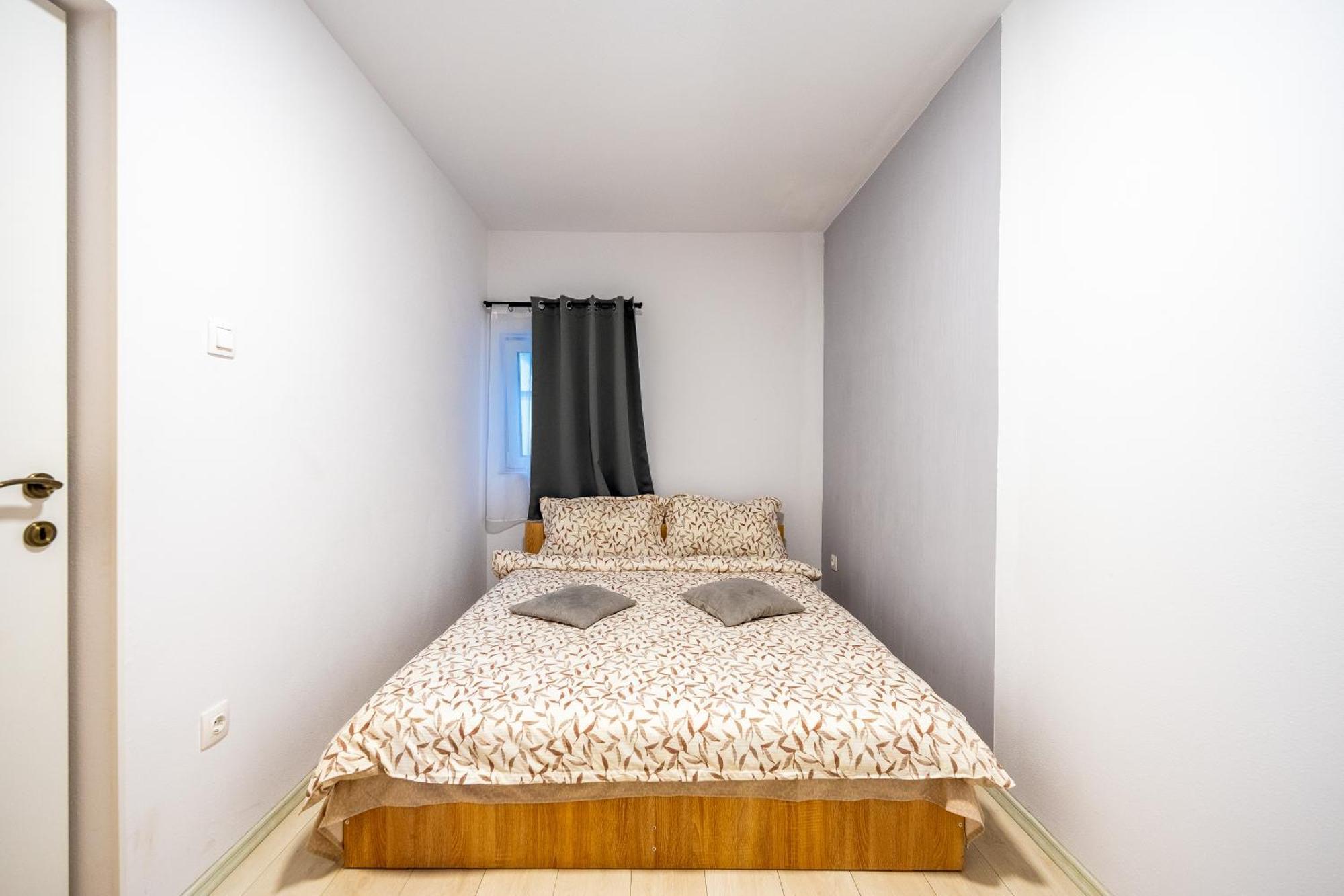 Hotel Yvett House Sfântu-Gheorghe Zewnętrze zdjęcie