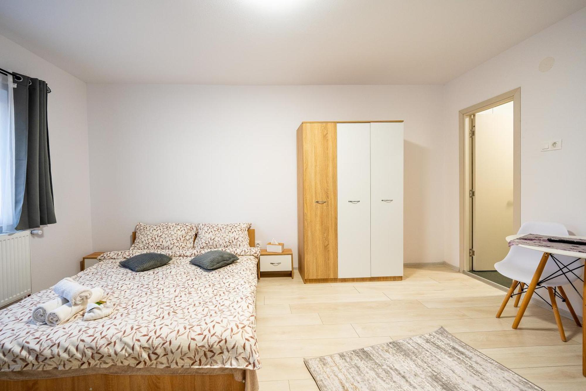 Hotel Yvett House Sfântu-Gheorghe Zewnętrze zdjęcie